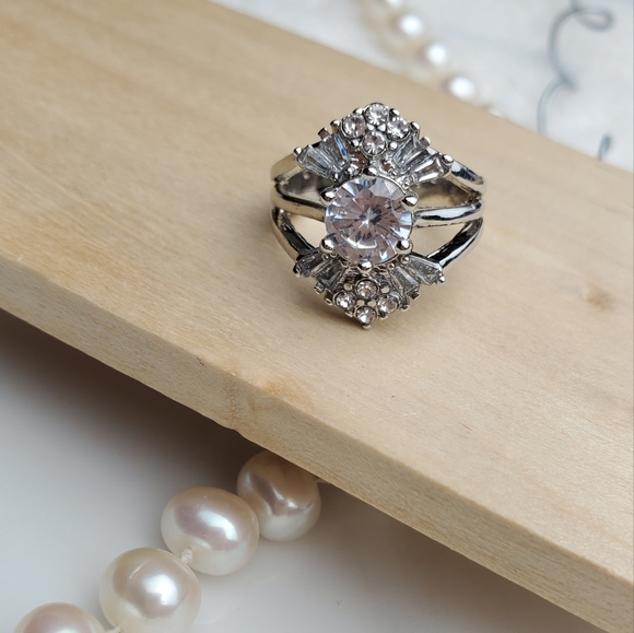 💫 Sterling silver Stunning Ring size 6 - Picture 5 of 9